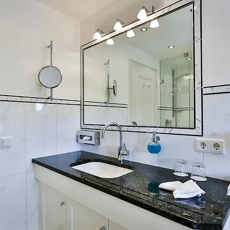 Und Restaurant Jorg Muller Otel