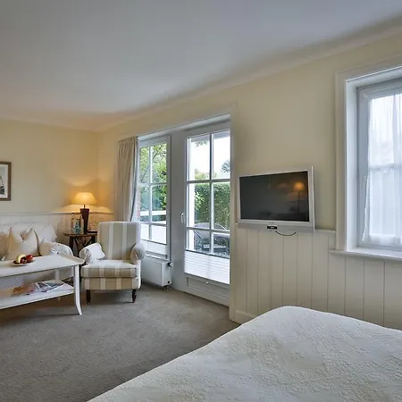 Otel Und Restaurant Jorg Muller 4*